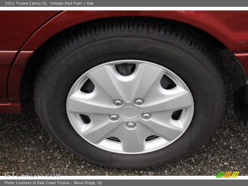 Vintage Red Pearl / Oak 2001 Toyota Camry CE