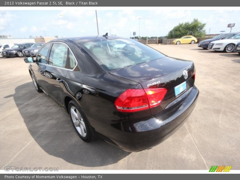 Black / Titan Black 2013 Volkswagen Passat 2.5L SE