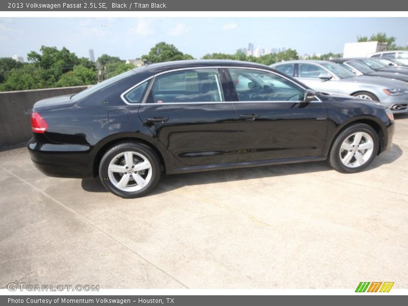 Black / Titan Black 2013 Volkswagen Passat 2.5L SE