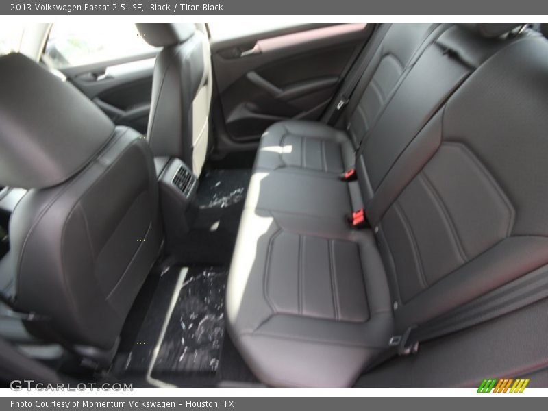 Black / Titan Black 2013 Volkswagen Passat 2.5L SE