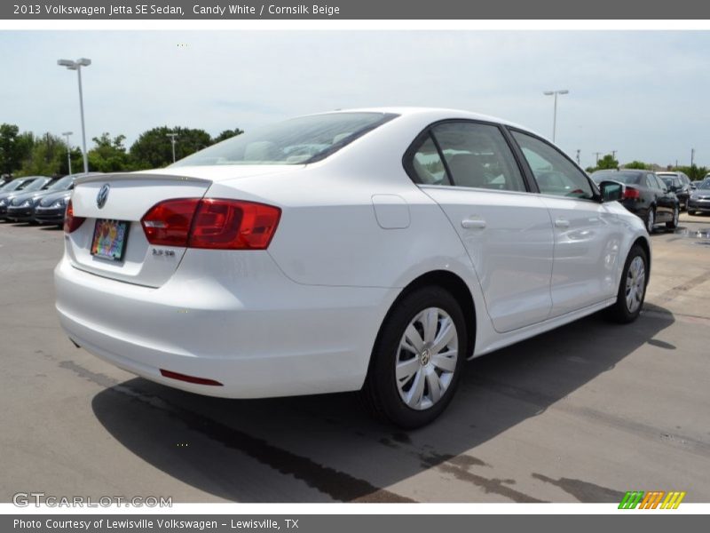 Candy White / Cornsilk Beige 2013 Volkswagen Jetta SE Sedan