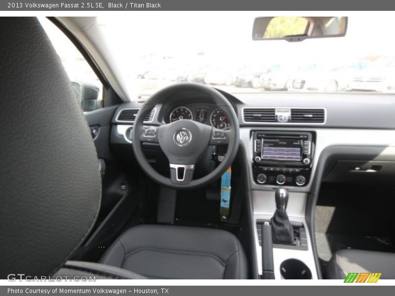Black / Titan Black 2013 Volkswagen Passat 2.5L SE