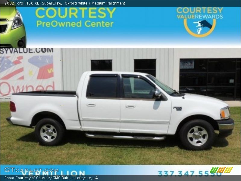 Oxford White / Medium Parchment 2002 Ford F150 XLT SuperCrew