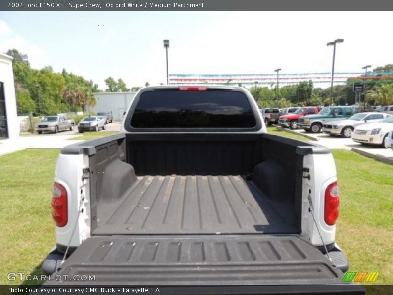 Oxford White / Medium Parchment 2002 Ford F150 XLT SuperCrew