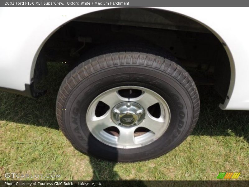 Oxford White / Medium Parchment 2002 Ford F150 XLT SuperCrew