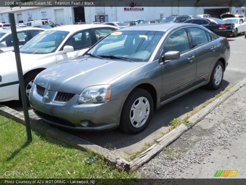 Titanium Pearl / Black 2006 Mitsubishi Galant SE