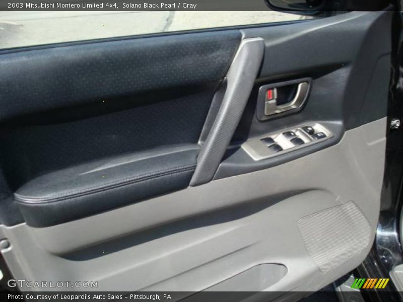 Solano Black Pearl / Gray 2003 Mitsubishi Montero Limited 4x4