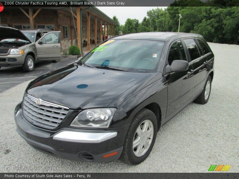 Front 3/4 View of 2006 Pacifica Touring AWD