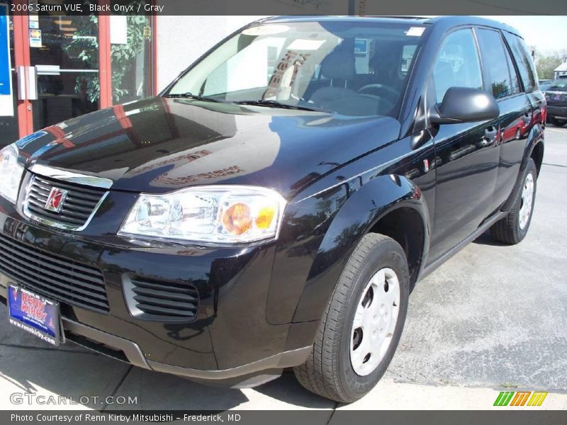 Black Onyx / Gray 2006 Saturn VUE