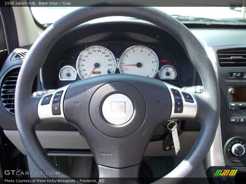 Black Onyx / Gray 2006 Saturn VUE
