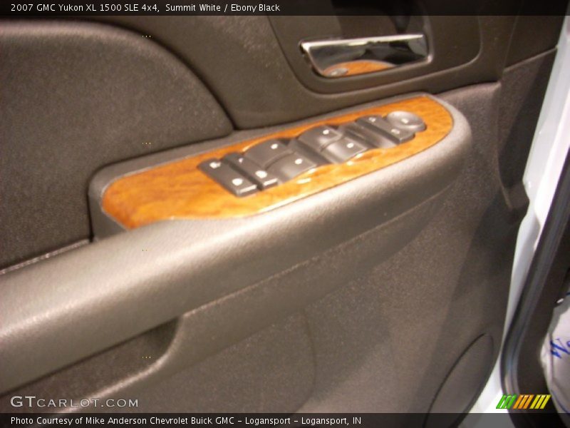 Summit White / Ebony Black 2007 GMC Yukon XL 1500 SLE 4x4