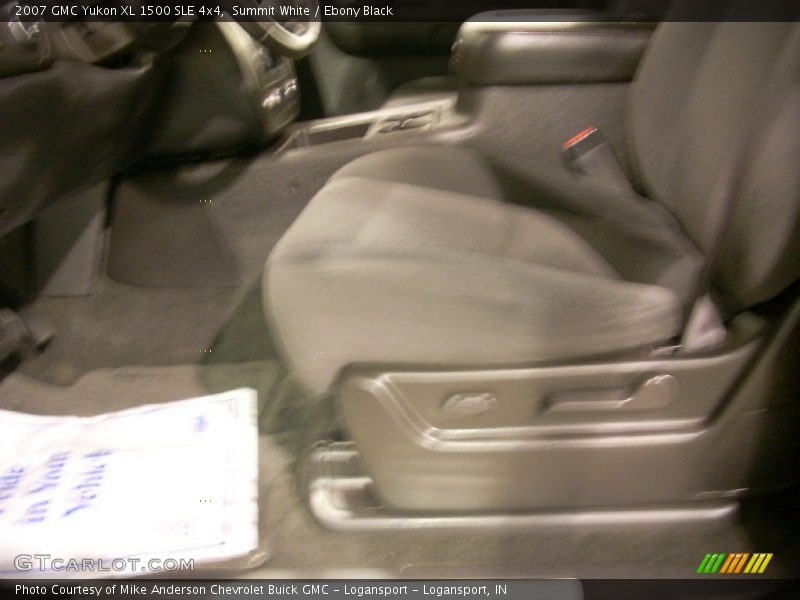 Summit White / Ebony Black 2007 GMC Yukon XL 1500 SLE 4x4