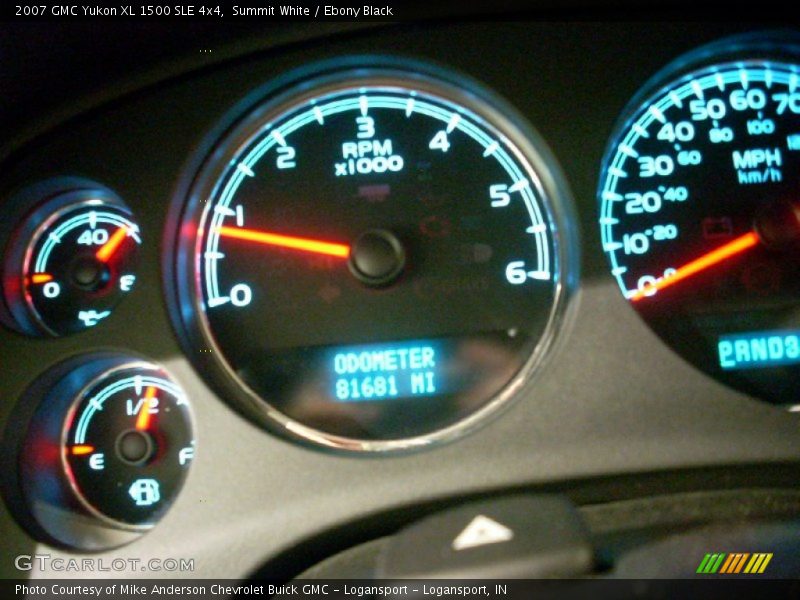 Summit White / Ebony Black 2007 GMC Yukon XL 1500 SLE 4x4