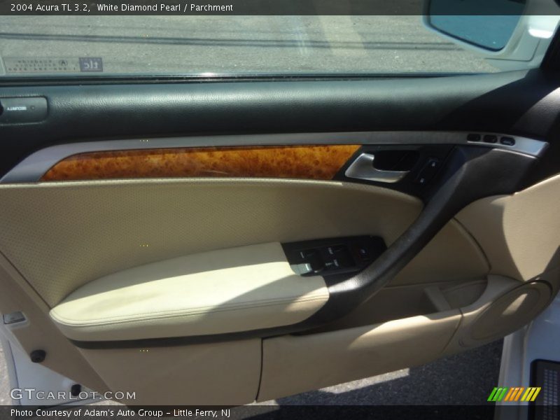 White Diamond Pearl / Parchment 2004 Acura TL 3.2