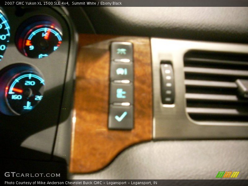 Summit White / Ebony Black 2007 GMC Yukon XL 1500 SLE 4x4