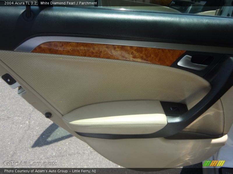White Diamond Pearl / Parchment 2004 Acura TL 3.2