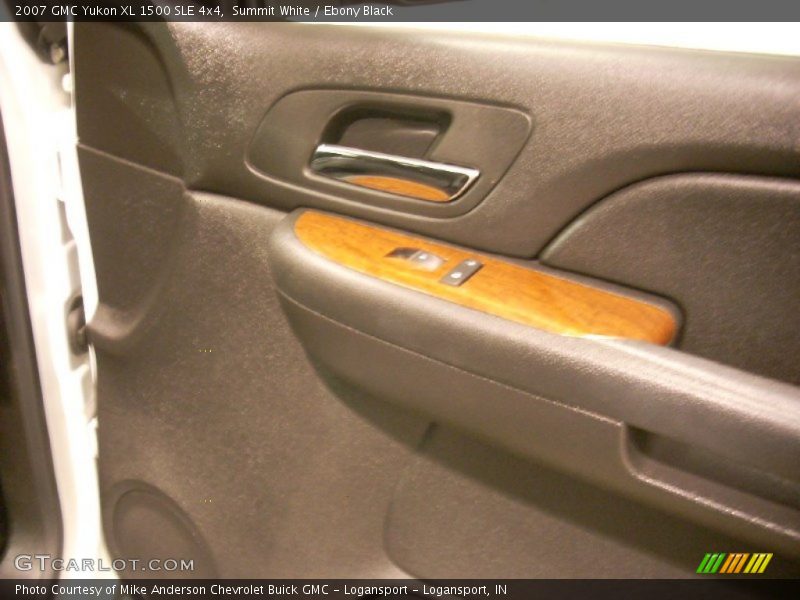 Summit White / Ebony Black 2007 GMC Yukon XL 1500 SLE 4x4