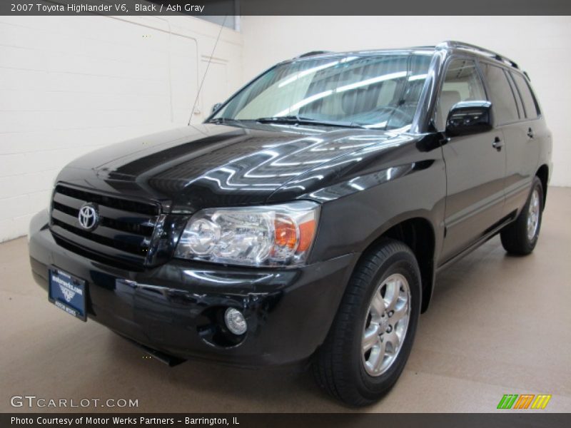 Black / Ash Gray 2007 Toyota Highlander V6