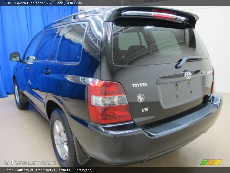 Black / Ash Gray 2007 Toyota Highlander V6