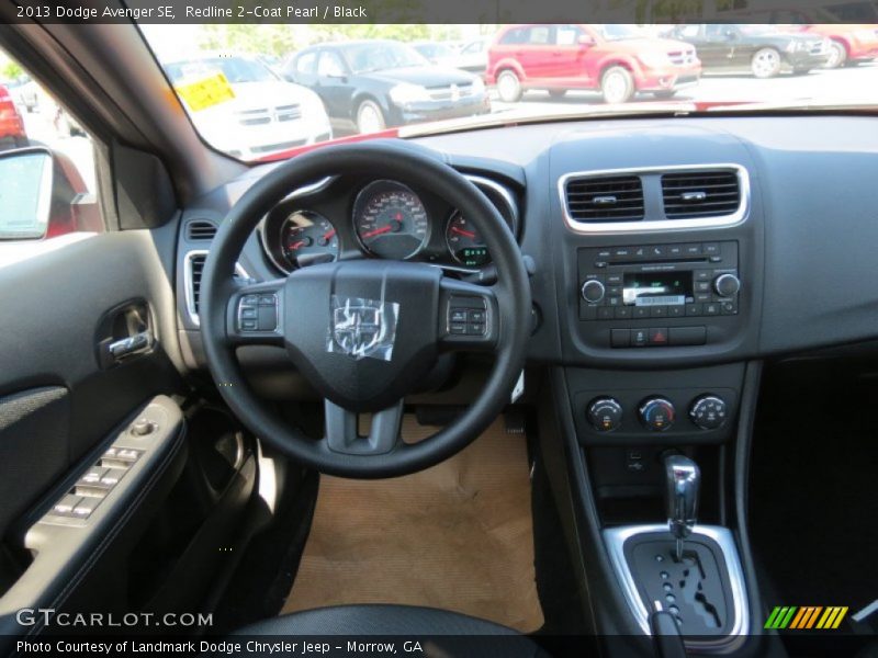 Redline 2-Coat Pearl / Black 2013 Dodge Avenger SE