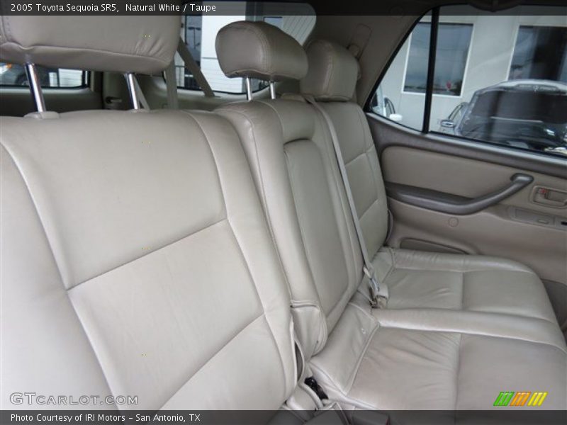 Natural White / Taupe 2005 Toyota Sequoia SR5