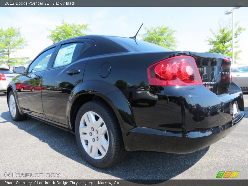 Black / Black 2013 Dodge Avenger SE