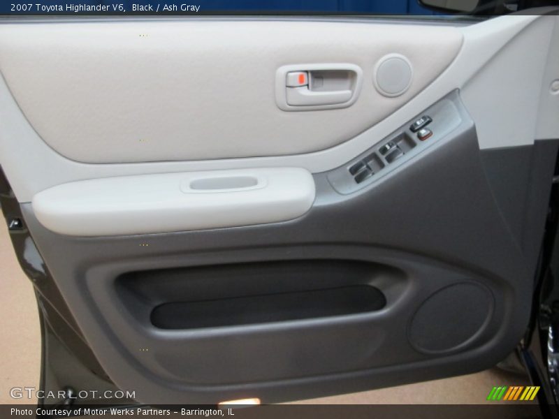 Black / Ash Gray 2007 Toyota Highlander V6