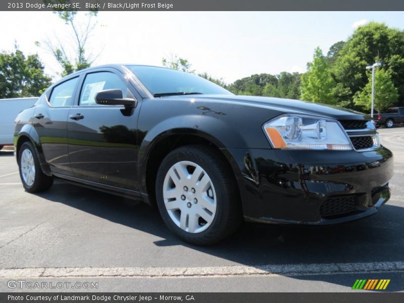 Black / Black/Light Frost Beige 2013 Dodge Avenger SE
