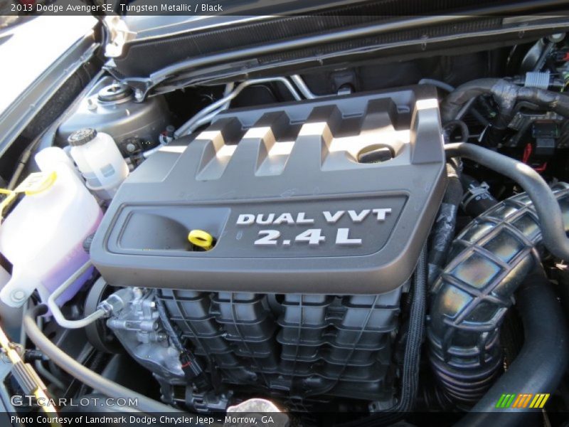 Tungsten Metallic / Black 2013 Dodge Avenger SE