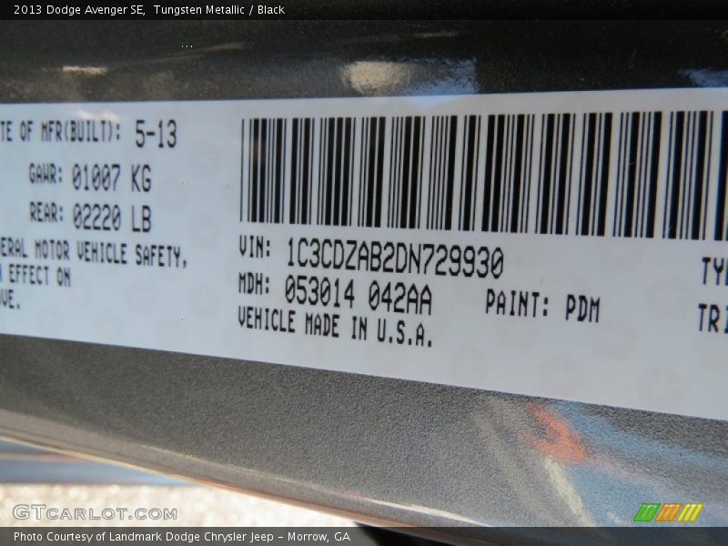 Tungsten Metallic / Black 2013 Dodge Avenger SE