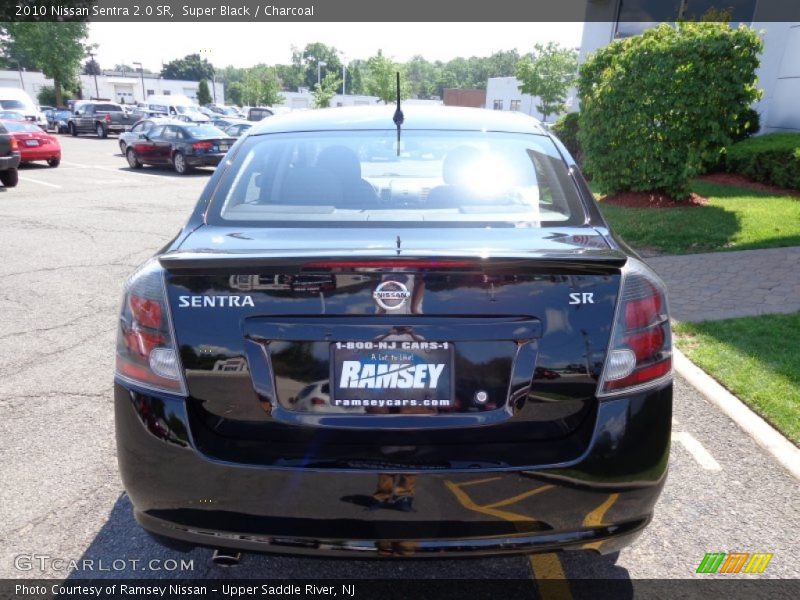 Super Black / Charcoal 2010 Nissan Sentra 2.0 SR