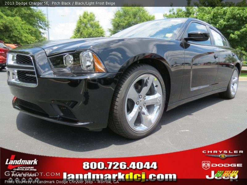 Pitch Black / Black/Light Frost Beige 2013 Dodge Charger SE