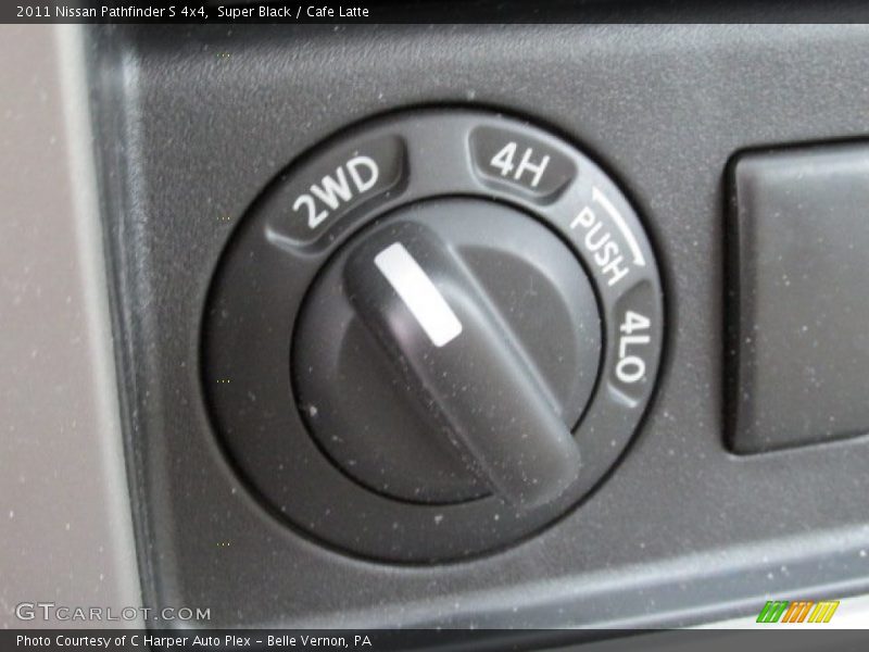Super Black / Cafe Latte 2011 Nissan Pathfinder S 4x4