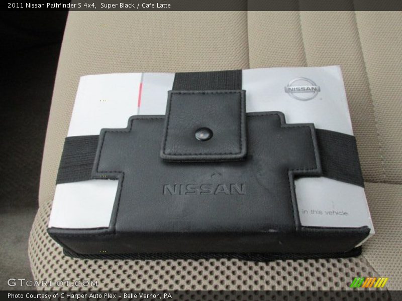 Super Black / Cafe Latte 2011 Nissan Pathfinder S 4x4