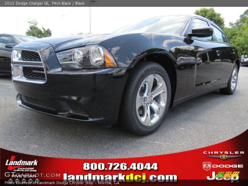 Pitch Black / Black 2013 Dodge Charger SE