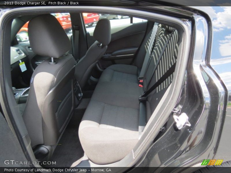 Pitch Black / Black 2013 Dodge Charger SE