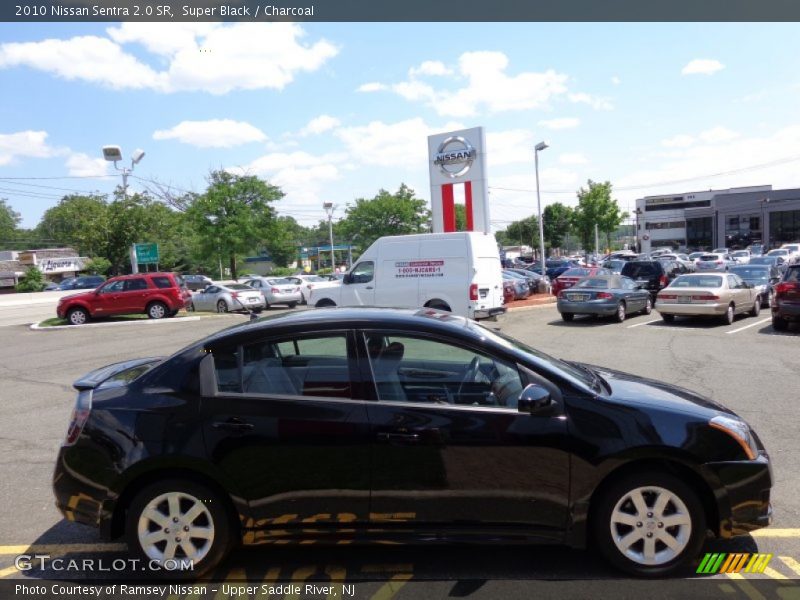 Super Black / Charcoal 2010 Nissan Sentra 2.0 SR