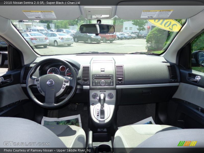Super Black / Charcoal 2010 Nissan Sentra 2.0 SR