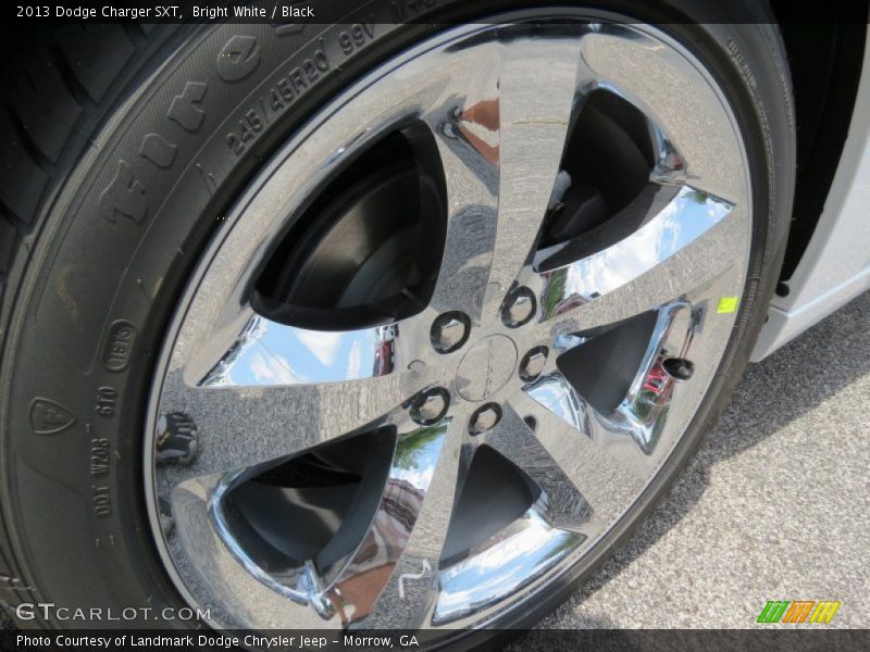 Bright White / Black 2013 Dodge Charger SXT