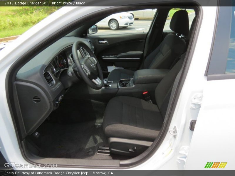 Bright White / Black 2013 Dodge Charger SXT