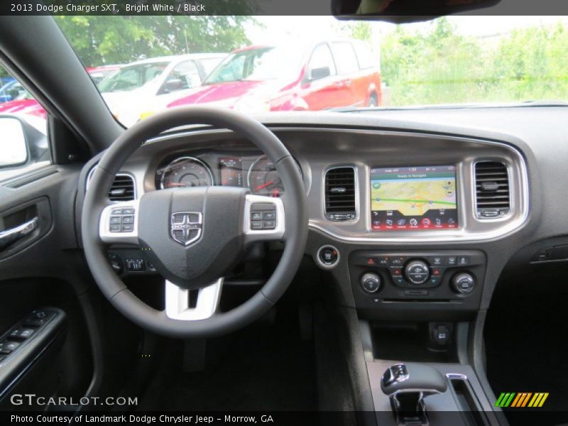 Bright White / Black 2013 Dodge Charger SXT