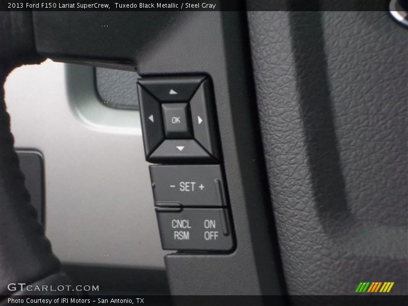 Tuxedo Black Metallic / Steel Gray 2013 Ford F150 Lariat SuperCrew