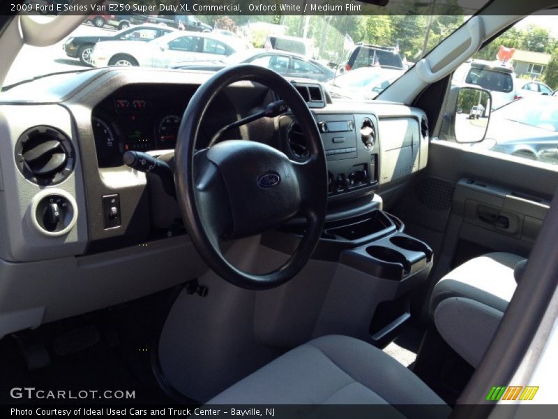 Oxford White / Medium Flint 2009 Ford E Series Van E250 Super Duty XL Commercial