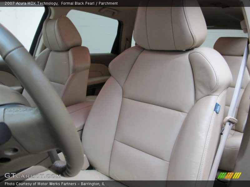 Front Seat of 2007 MDX Technology