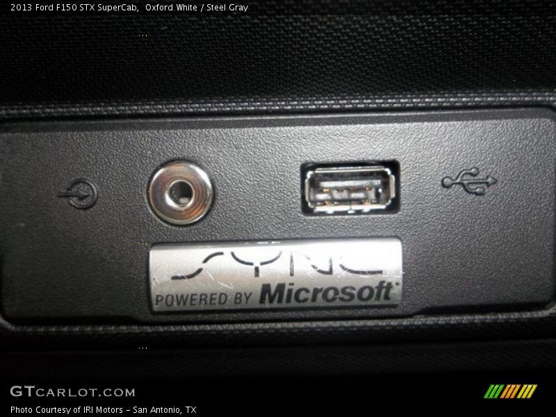 Oxford White / Steel Gray 2013 Ford F150 STX SuperCab