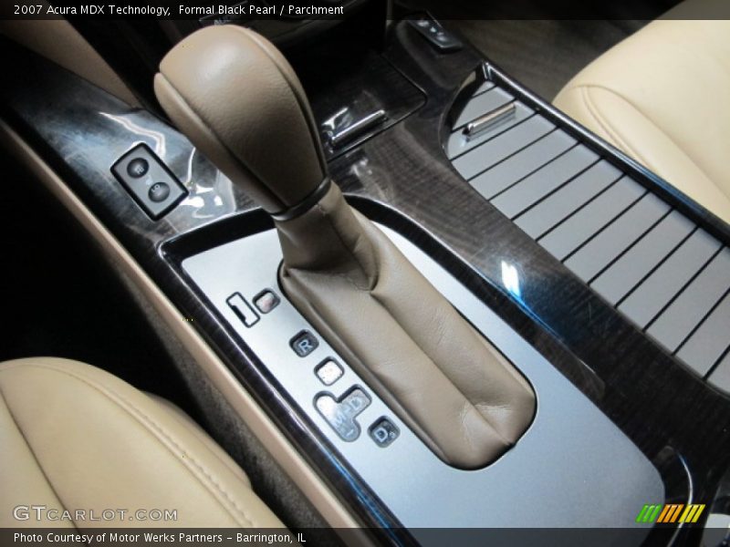 Formal Black Pearl / Parchment 2007 Acura MDX Technology