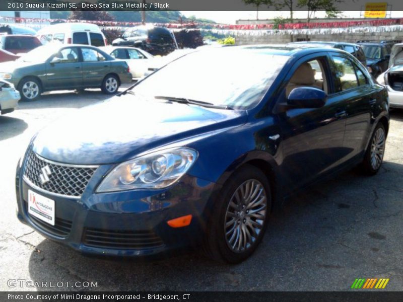 Deep Sea Blue Metallic / Black 2010 Suzuki Kizashi SE