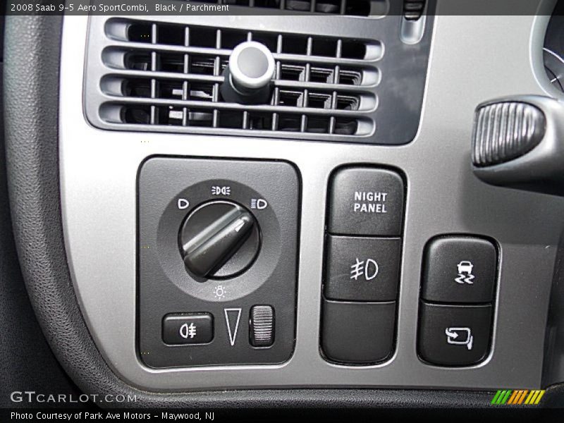 Controls of 2008 9-5 Aero SportCombi