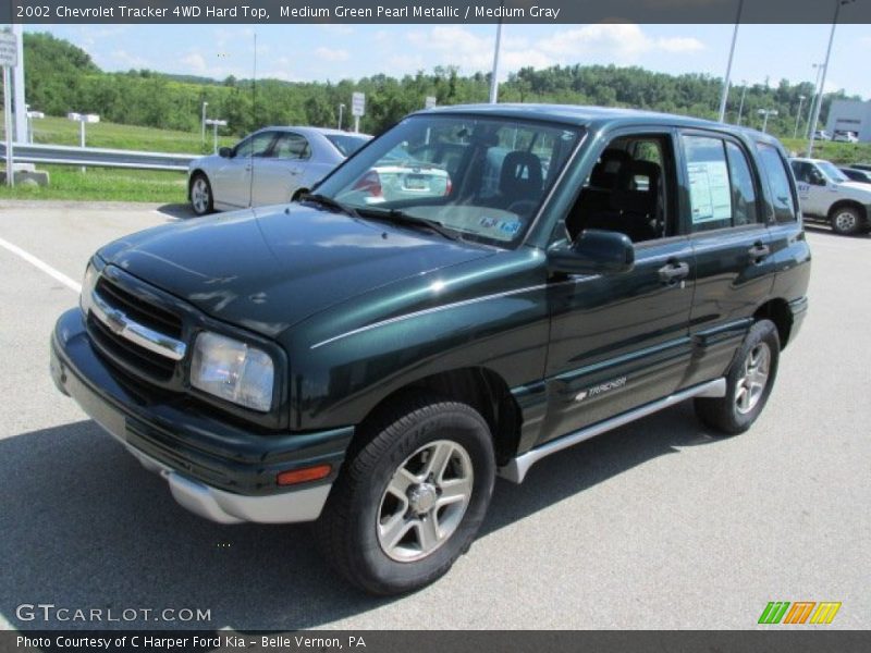 Medium Green Pearl Metallic / Medium Gray 2002 Chevrolet Tracker 4WD Hard Top