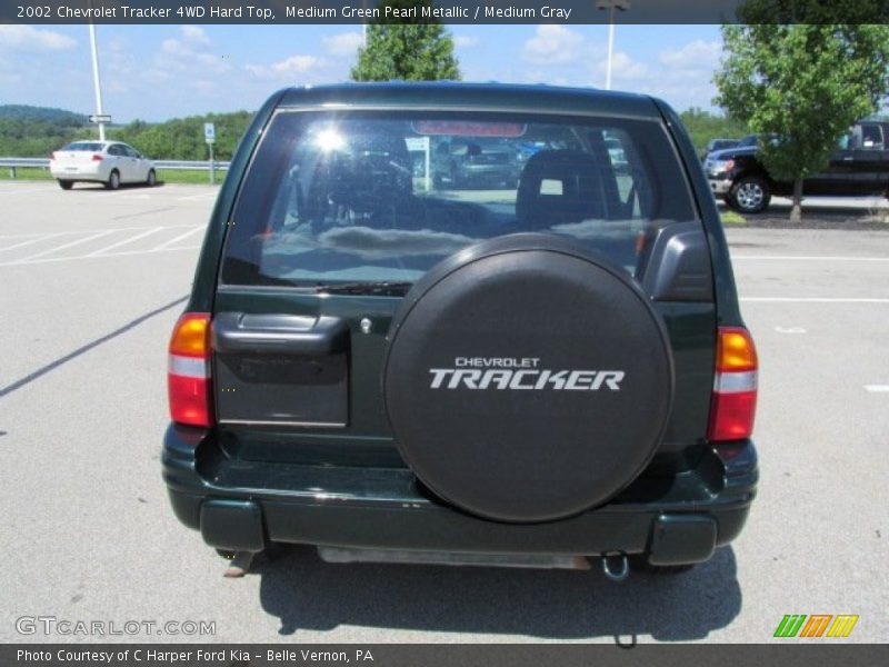 Medium Green Pearl Metallic / Medium Gray 2002 Chevrolet Tracker 4WD Hard Top